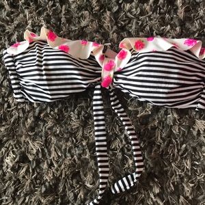 Strapless bikini top